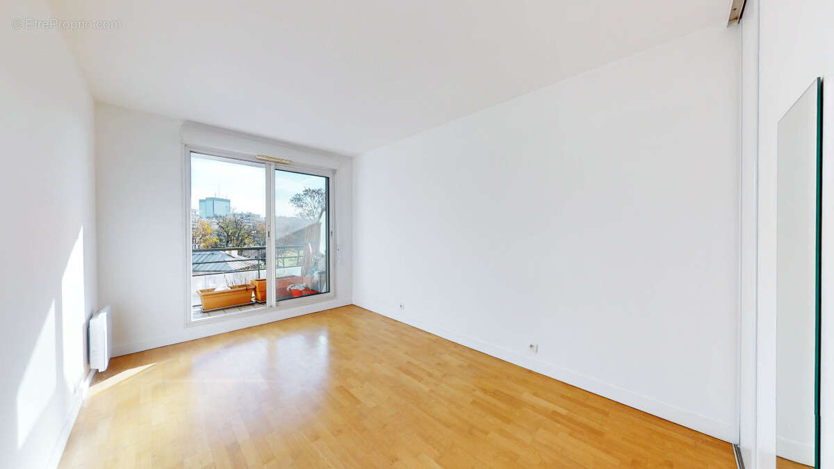 Appartement à PARIS-20E