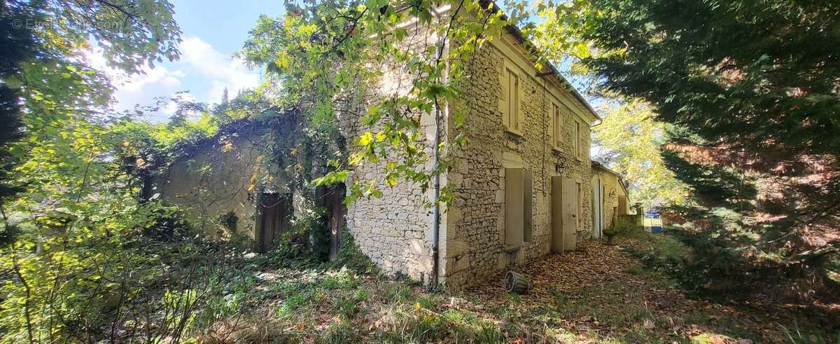 Maison à SAINTE-RADEGONDE