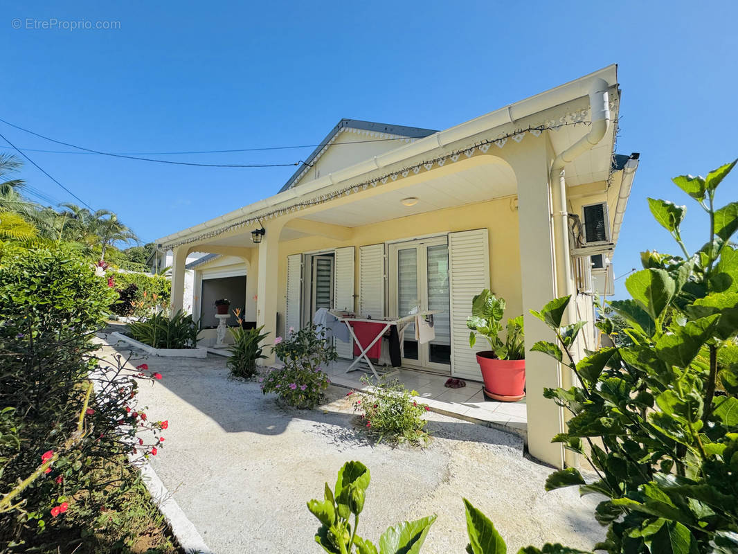 Maison à SAINT-JOSEPH