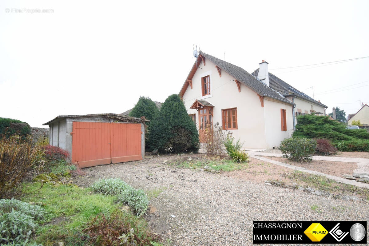 Maison à MOULINS