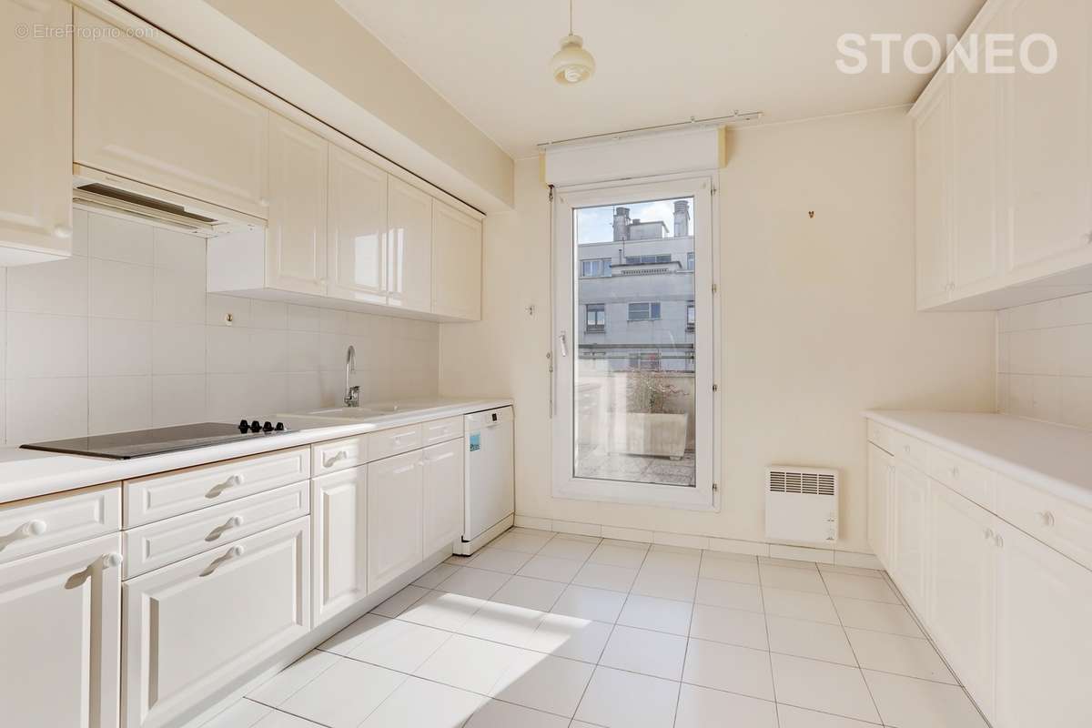 Appartement à ISSY-LES-MOULINEAUX