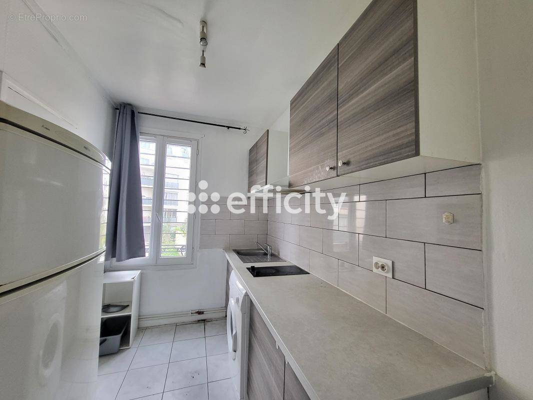 Appartement à STAINS