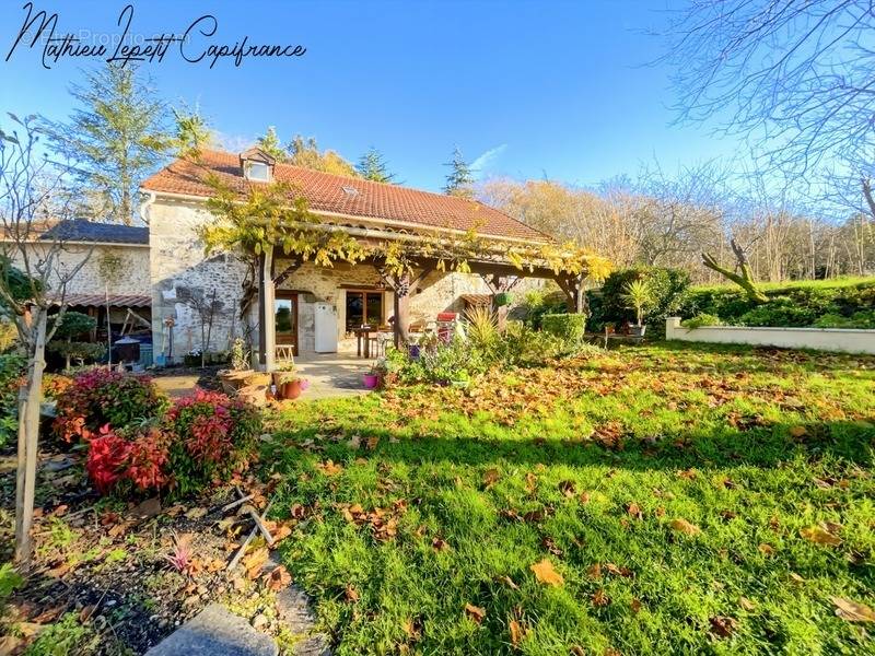 Maison à RIBERAC