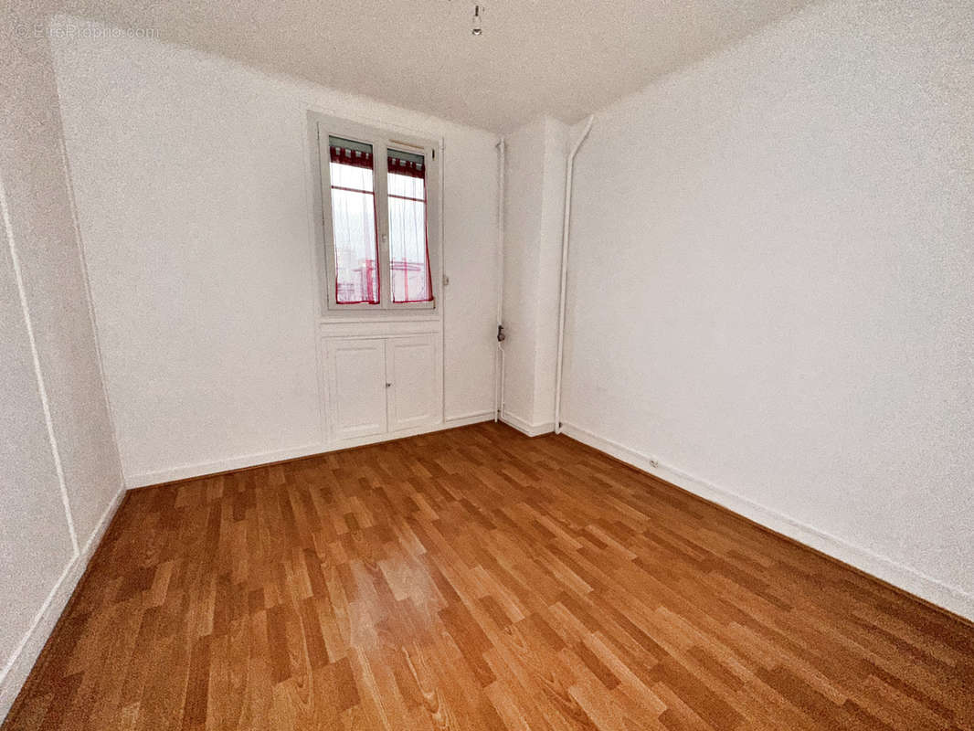 Appartement à BROU-SUR-CHANTEREINE