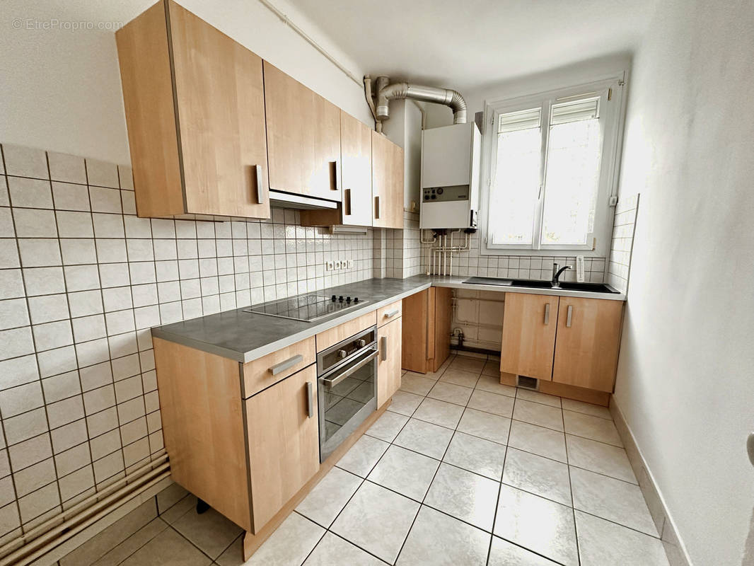 Appartement à BROU-SUR-CHANTEREINE