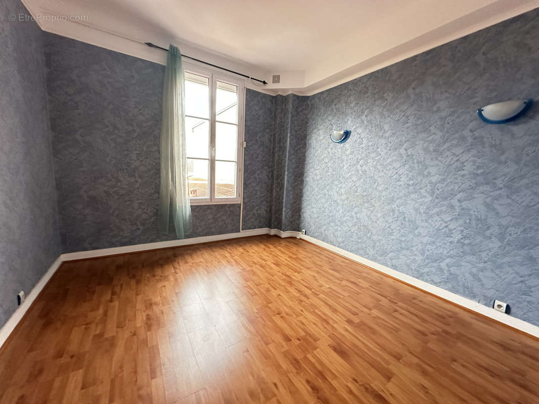 Appartement à BROU-SUR-CHANTEREINE