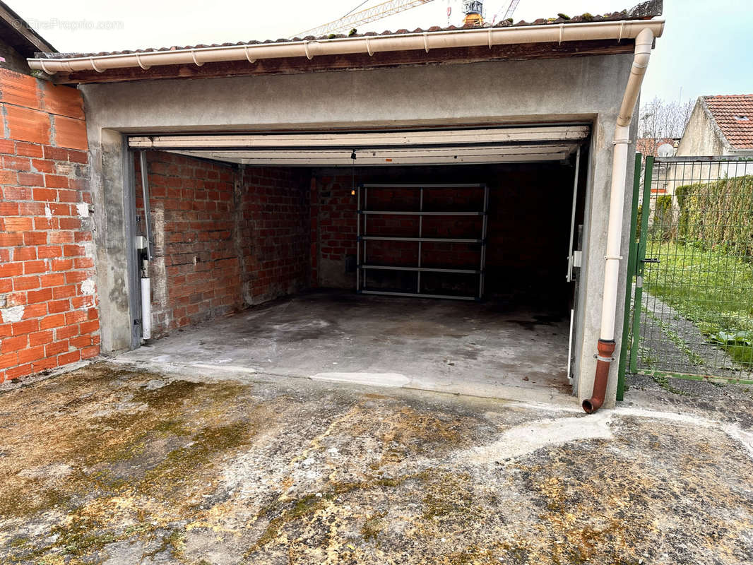 Appartement à BROU-SUR-CHANTEREINE