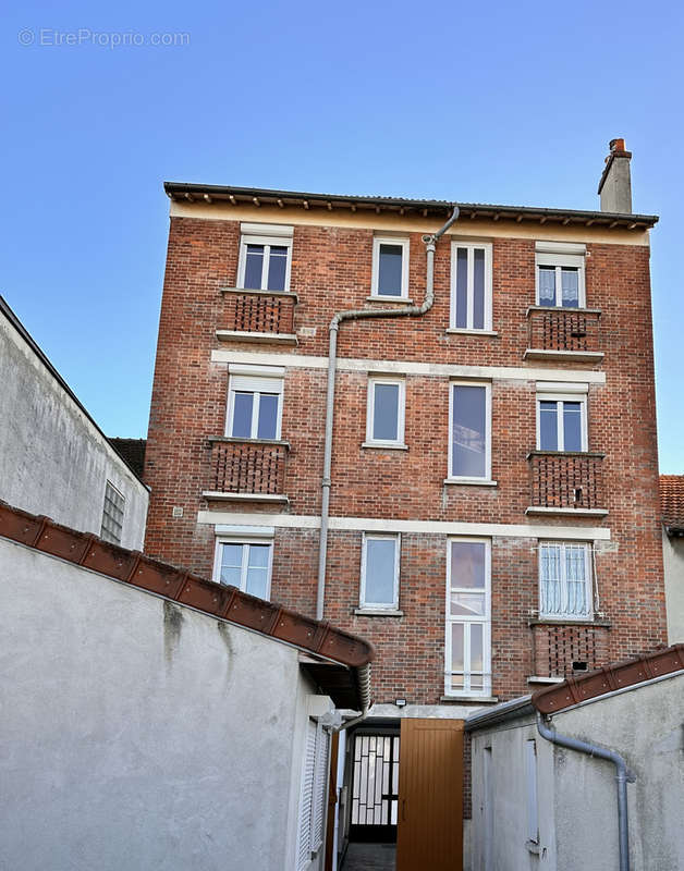 Appartement à BROU-SUR-CHANTEREINE