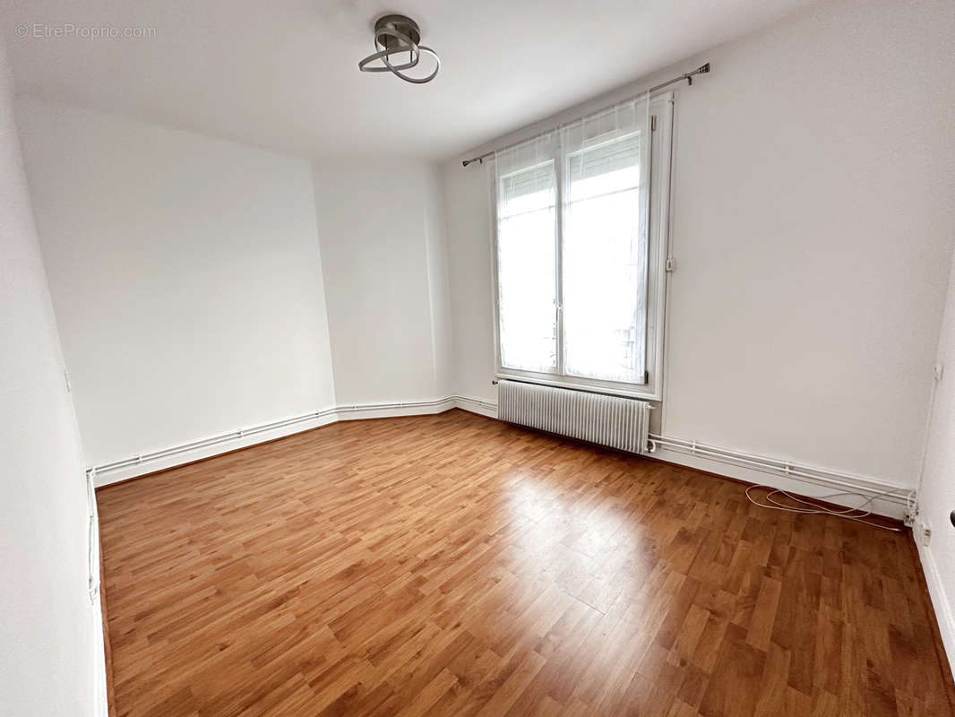 Appartement à BROU-SUR-CHANTEREINE