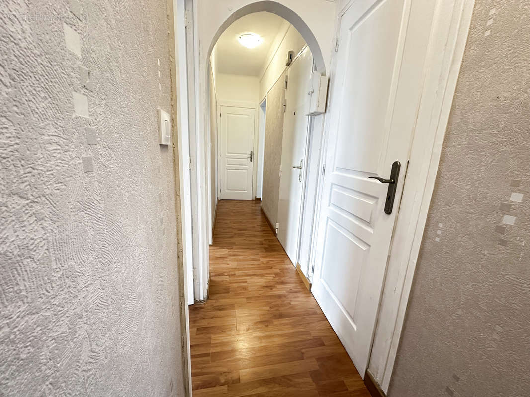 Appartement à BROU-SUR-CHANTEREINE