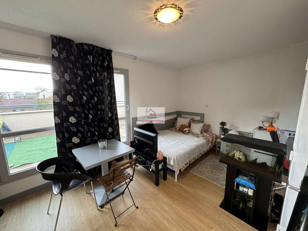 Appartement à LYON-8E