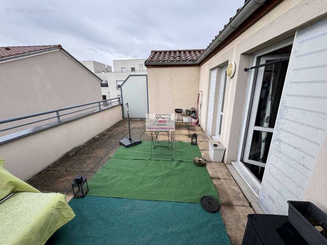 Appartement à LYON-8E