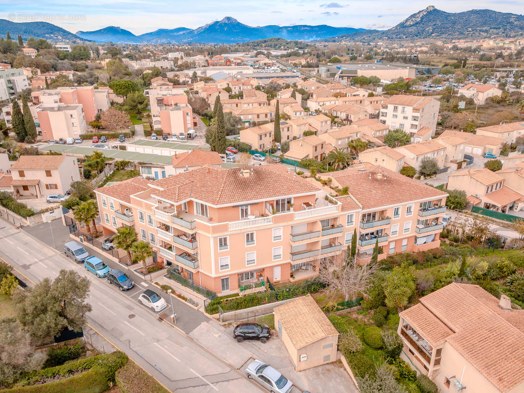 Appartement à HYERES