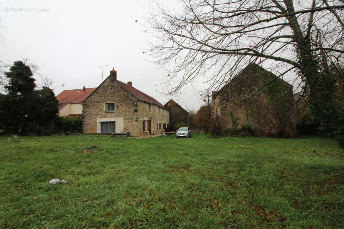 Maison à CLAMECY