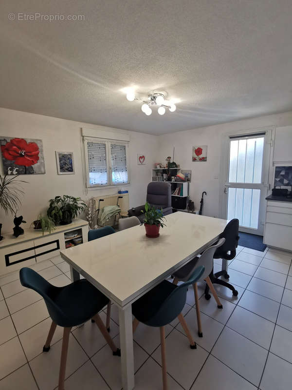 Appartement à MAMIROLLE