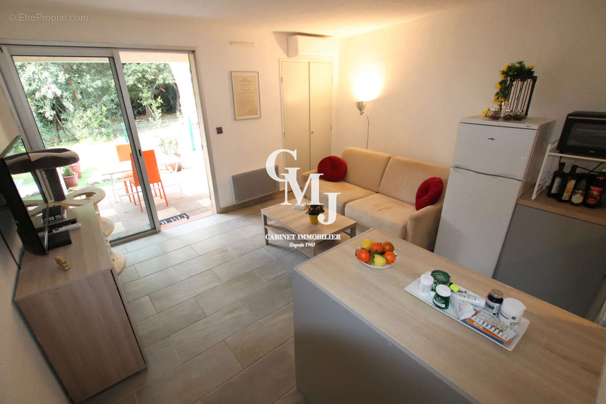 Appartement à SAINT-RAPHAEL