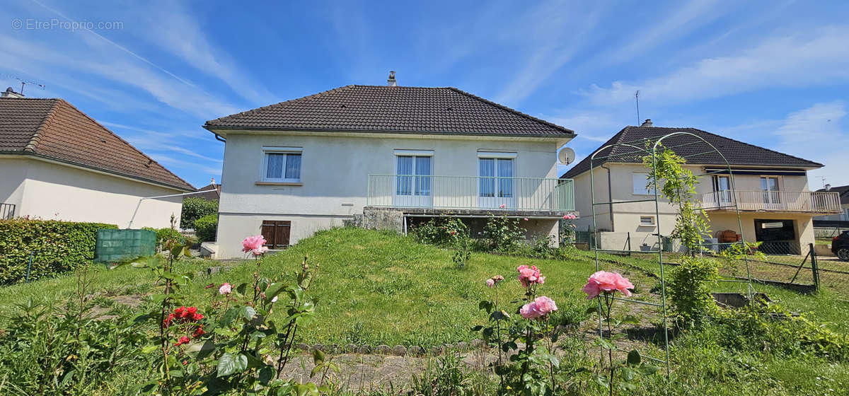 Maison à CLAMECY