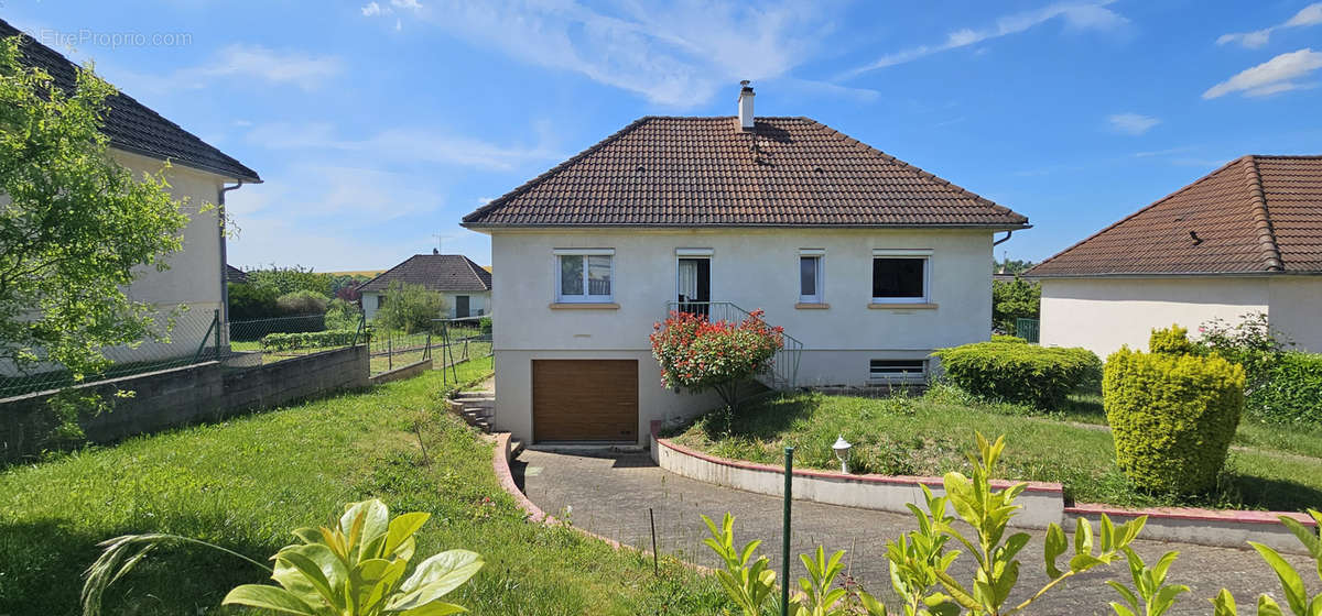 Maison à CLAMECY