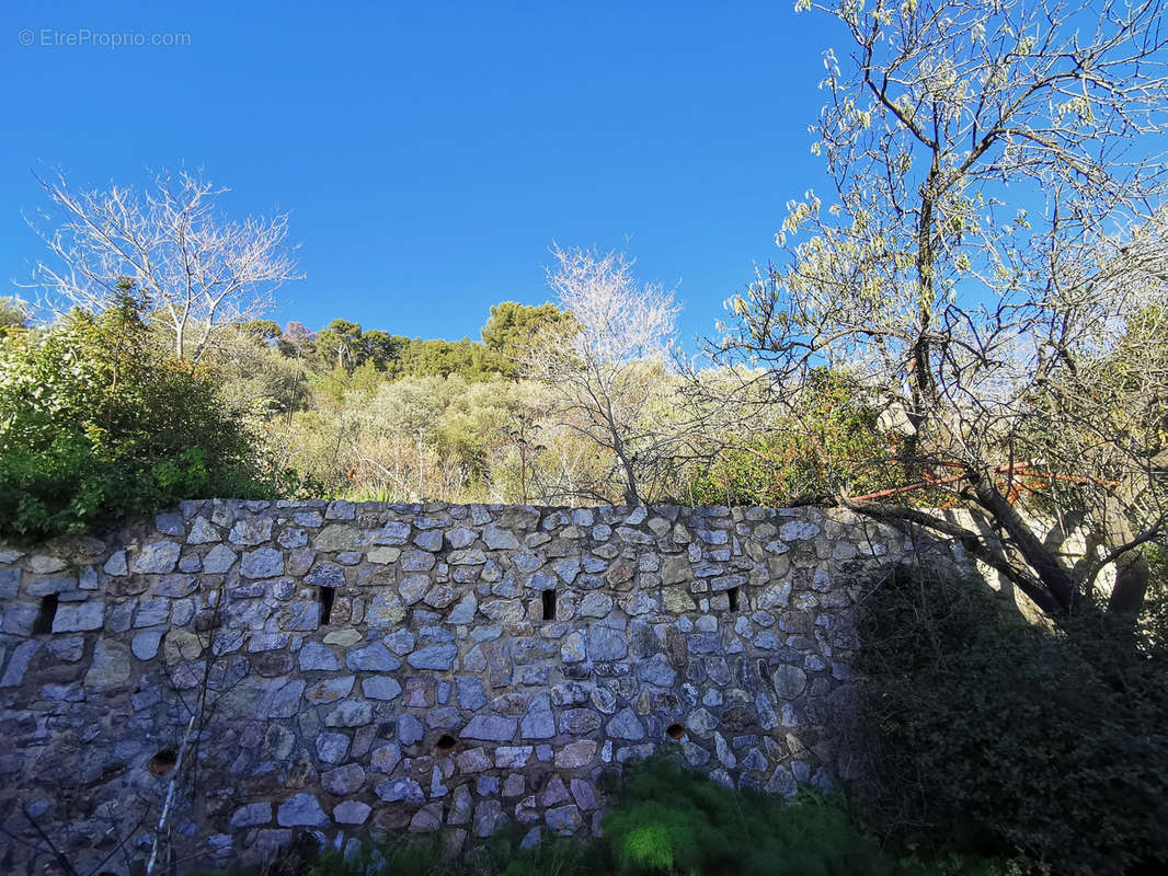 Terrain à TOULON