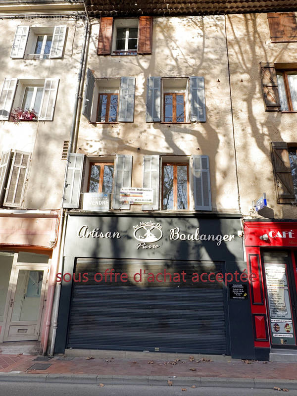 Appartement à SALERNES