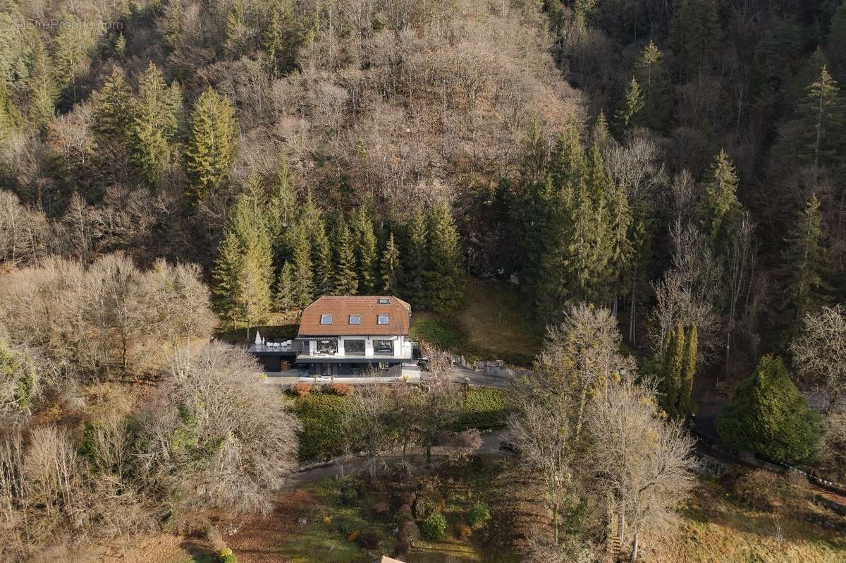 Maison à TALLOIRES