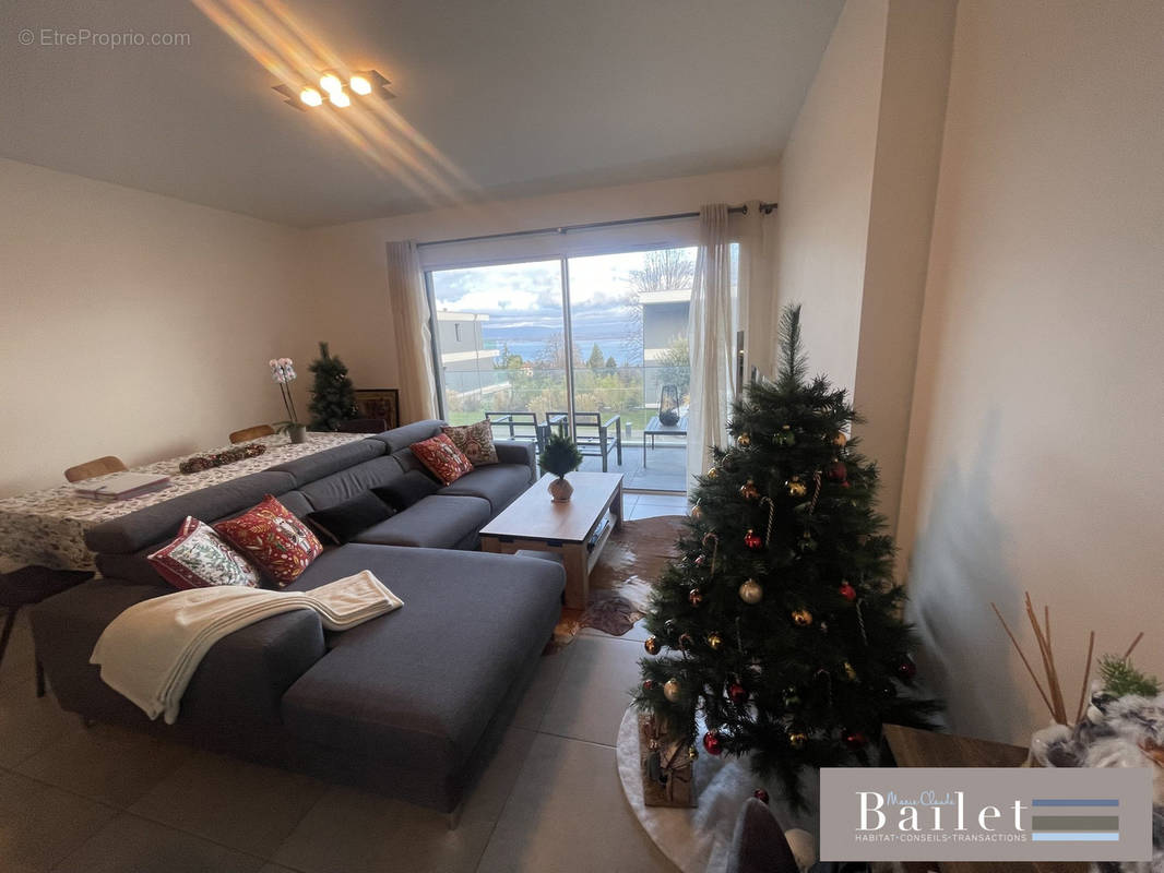 Appartement à EVIAN-LES-BAINS