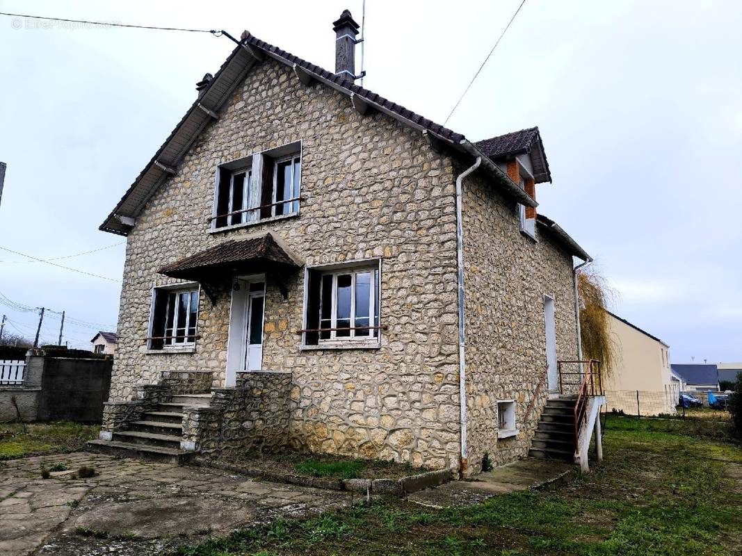 Maison à MAISSE