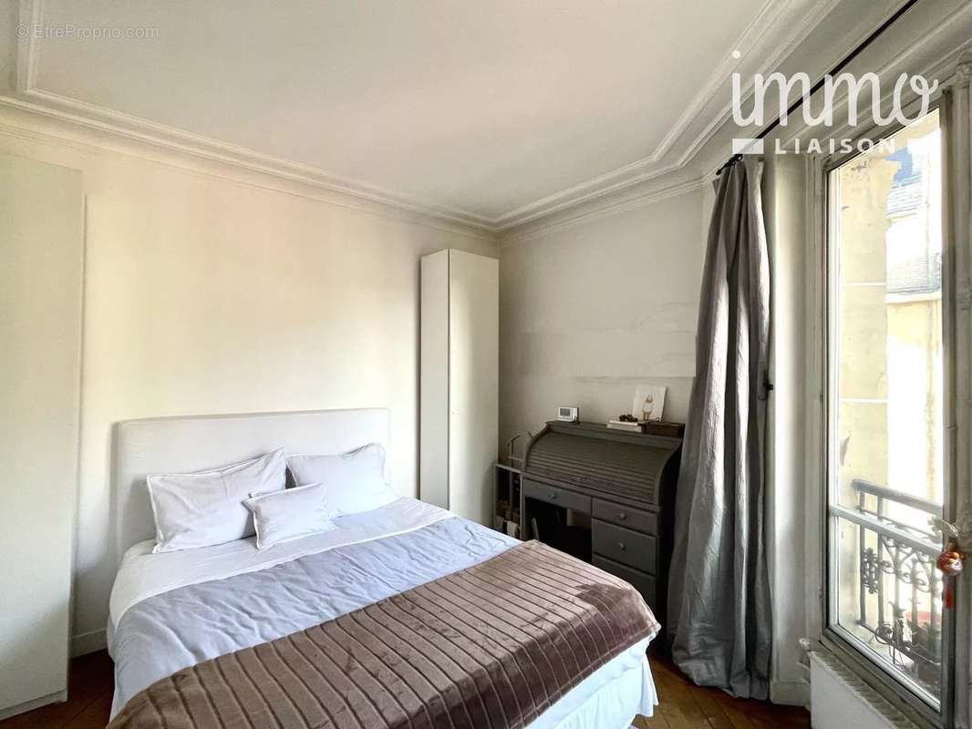 Appartement à PARIS-7E