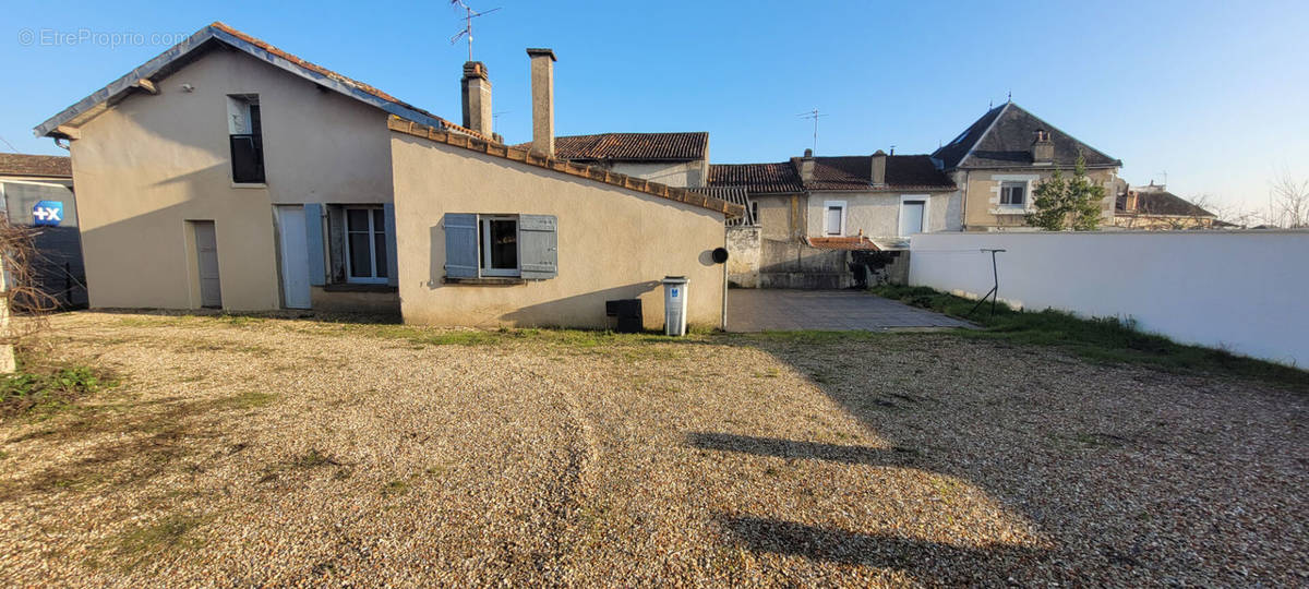 Maison à POITIERS