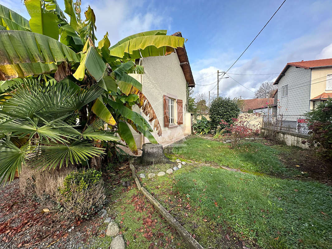 Maison à BAZET