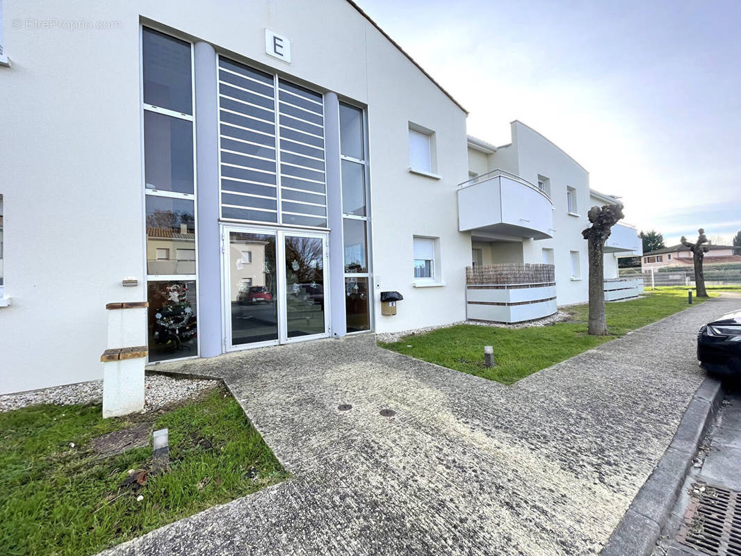 Appartement à FARGUES-SAINT-HILAIRE