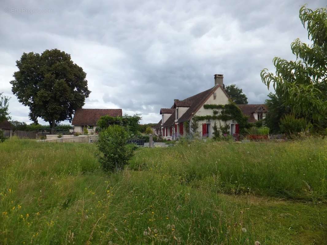 Maison à MERS-SUR-INDRE