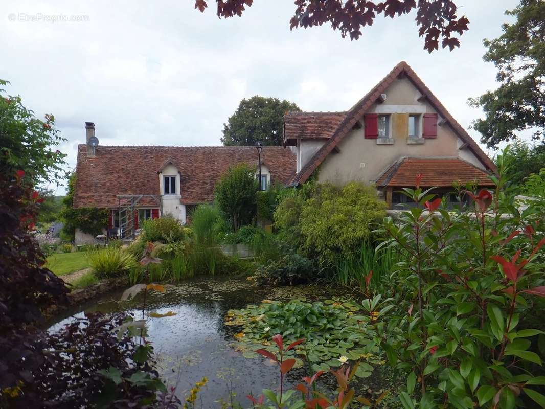 Maison à MERS-SUR-INDRE