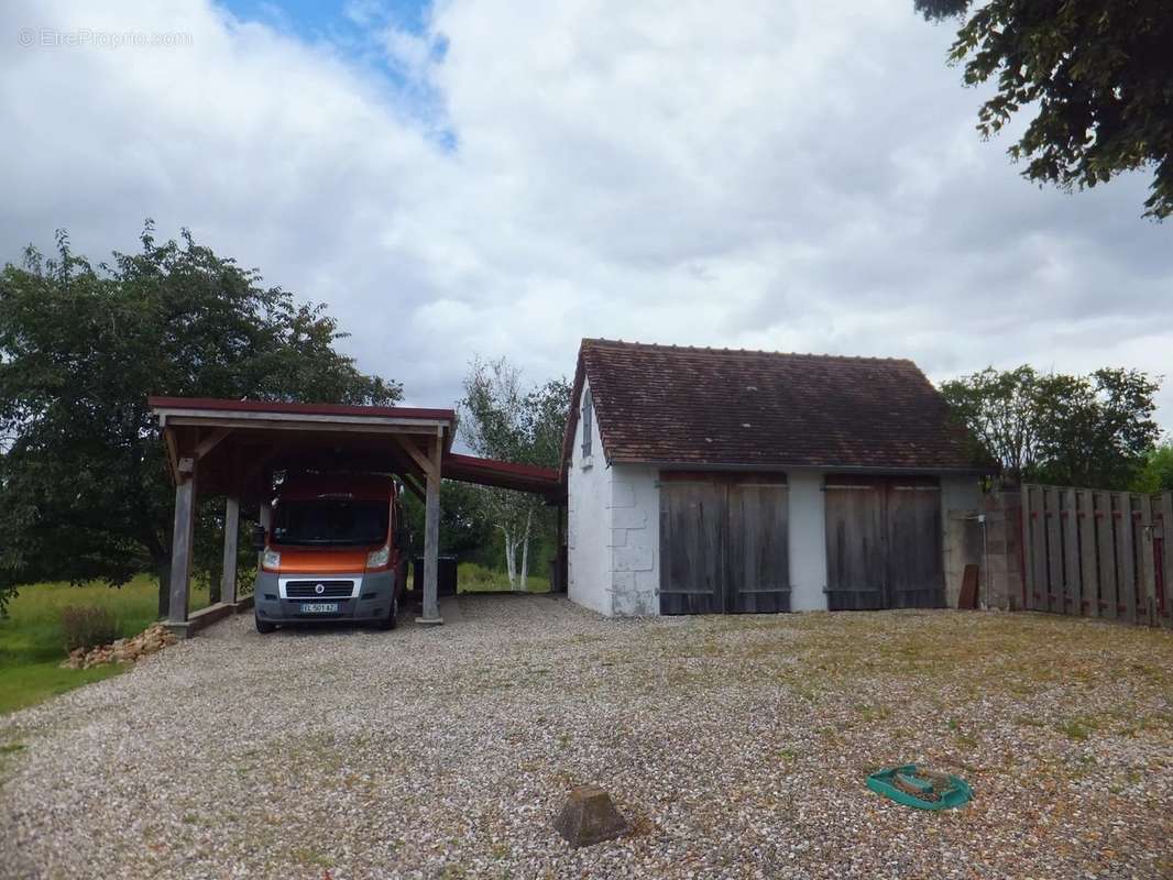 Maison à MERS-SUR-INDRE