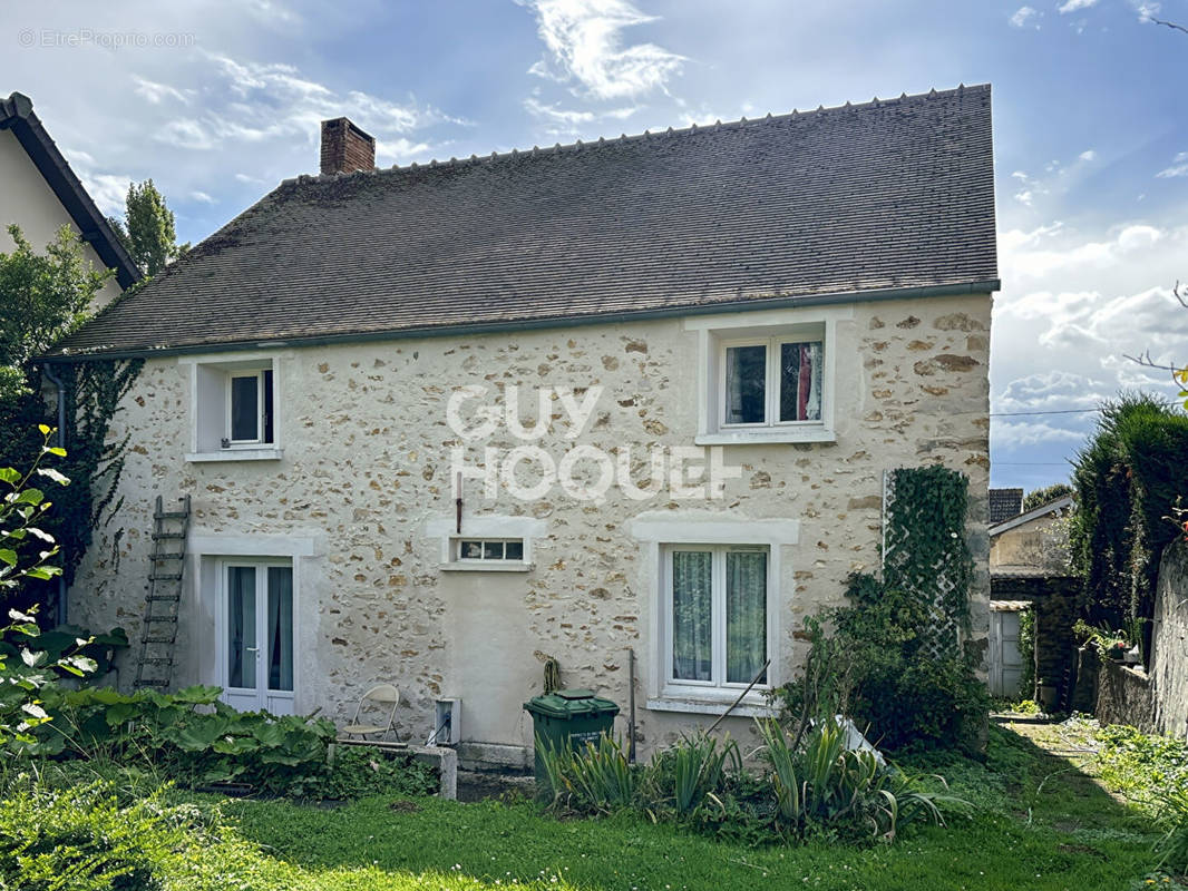 Maison à ROZAY-EN-BRIE