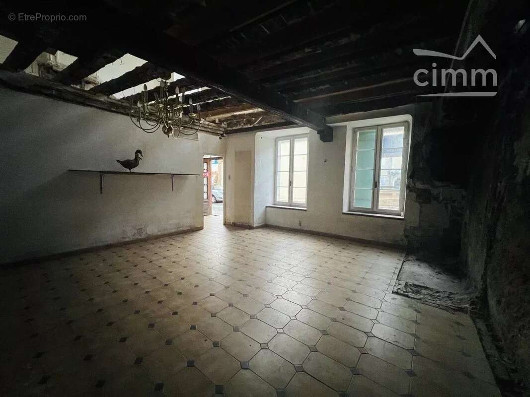 Appartement à CHALABRE