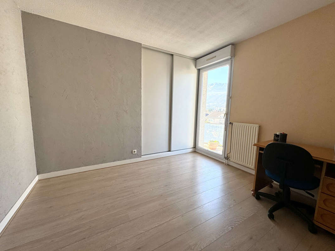 Appartement à ECHIROLLES