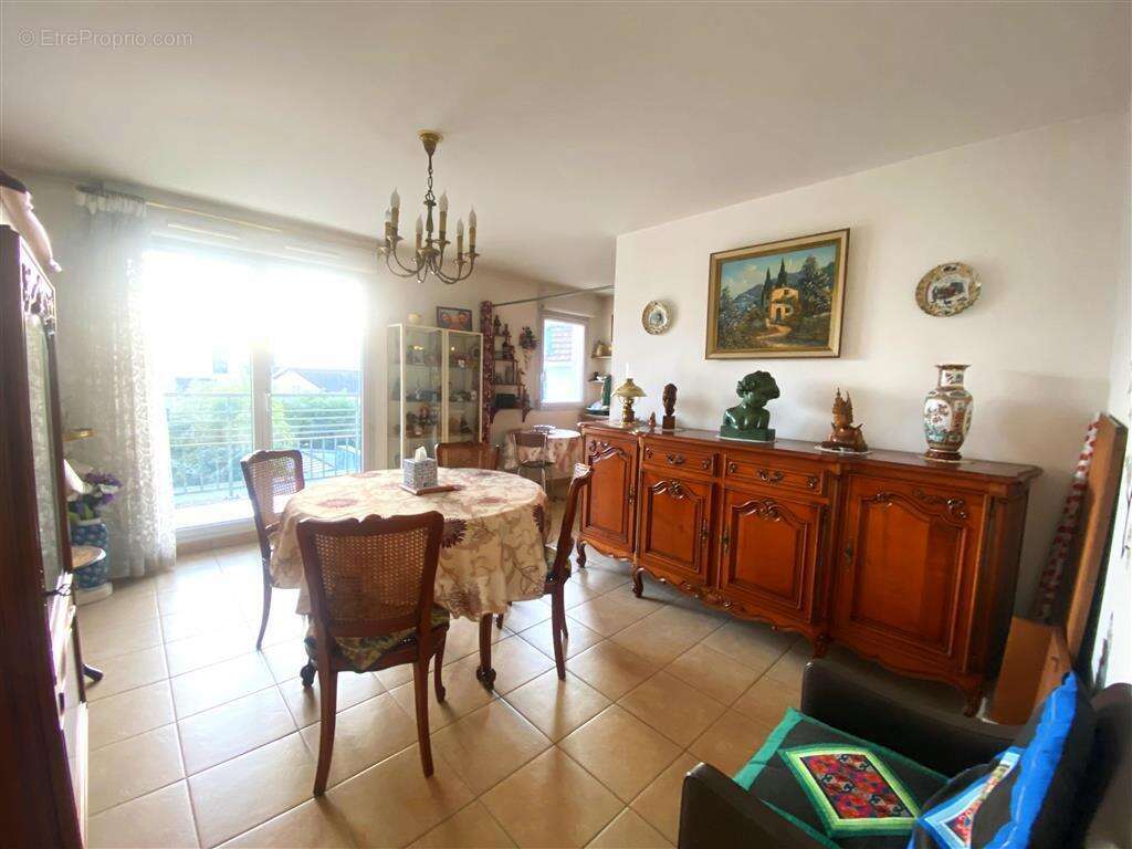 Appartement à VILLIERS-SUR-MARNE