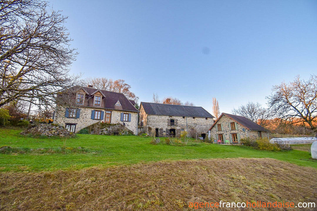 Maison à ARNAC-POMPADOUR