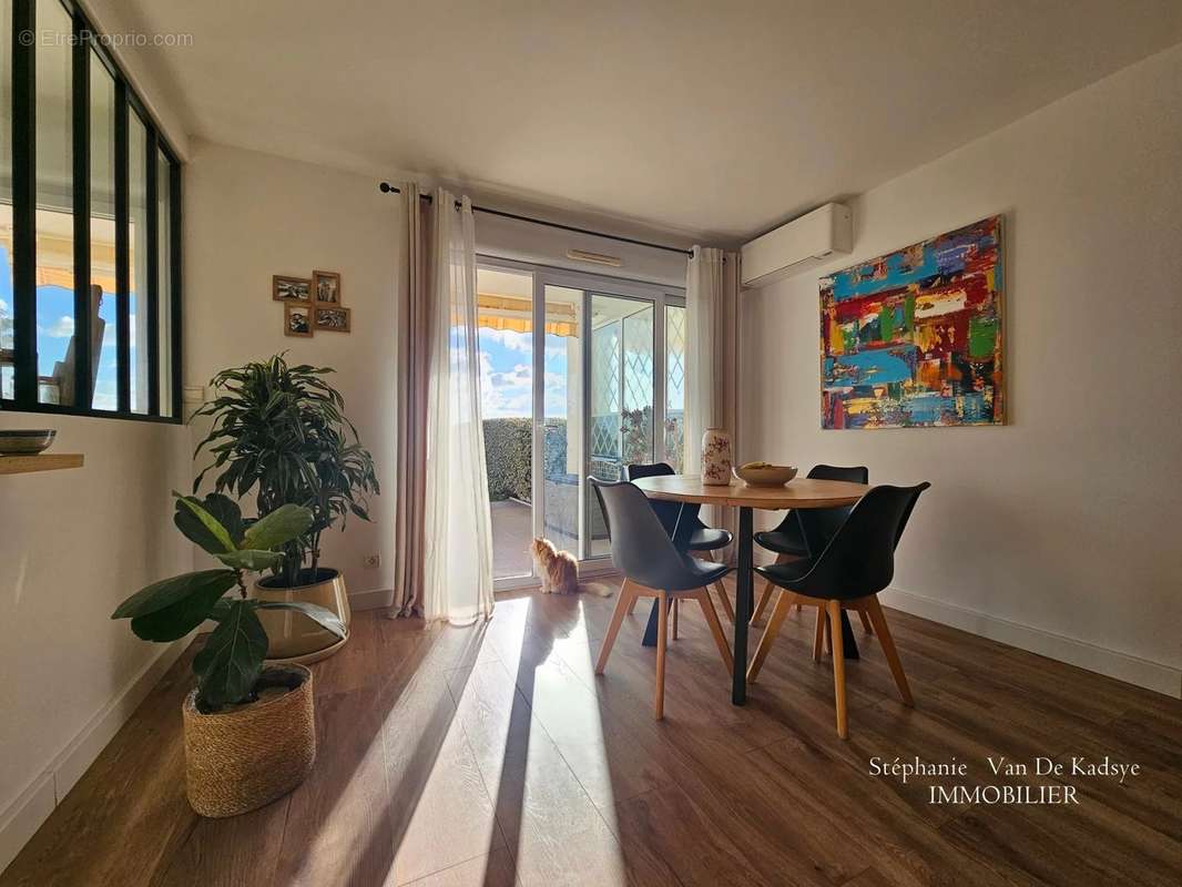 Appartement à SAINT-RAPHAEL