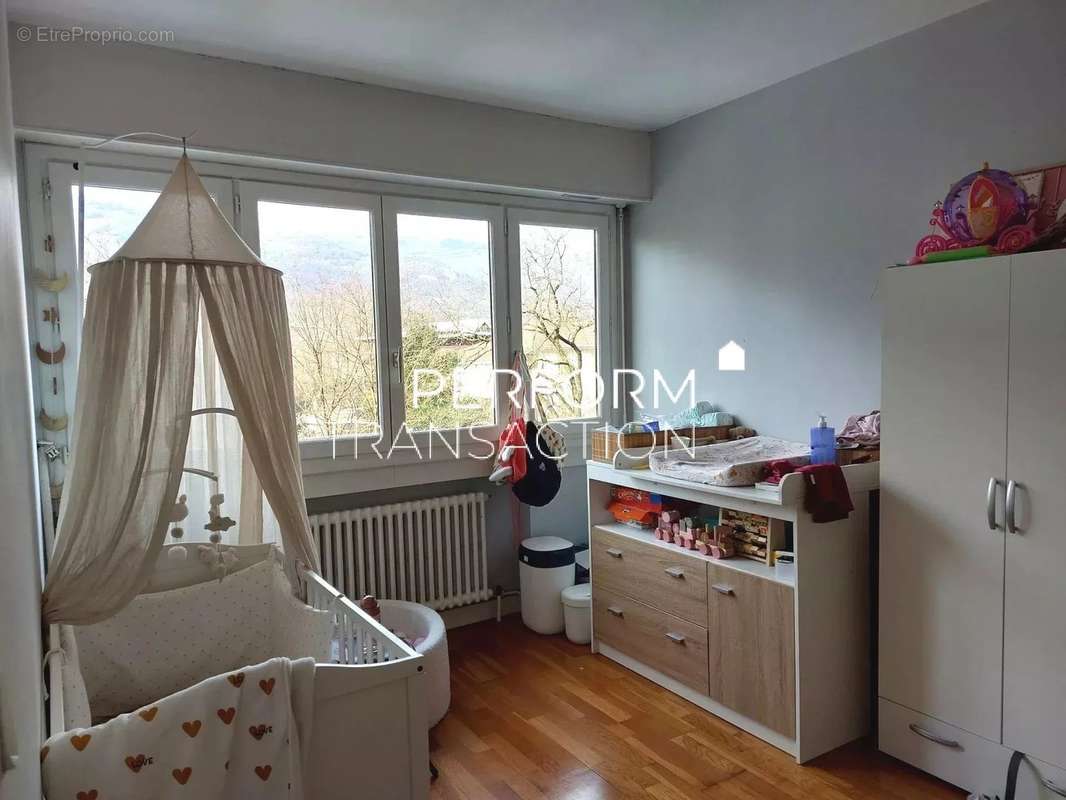 Appartement à ECHIROLLES