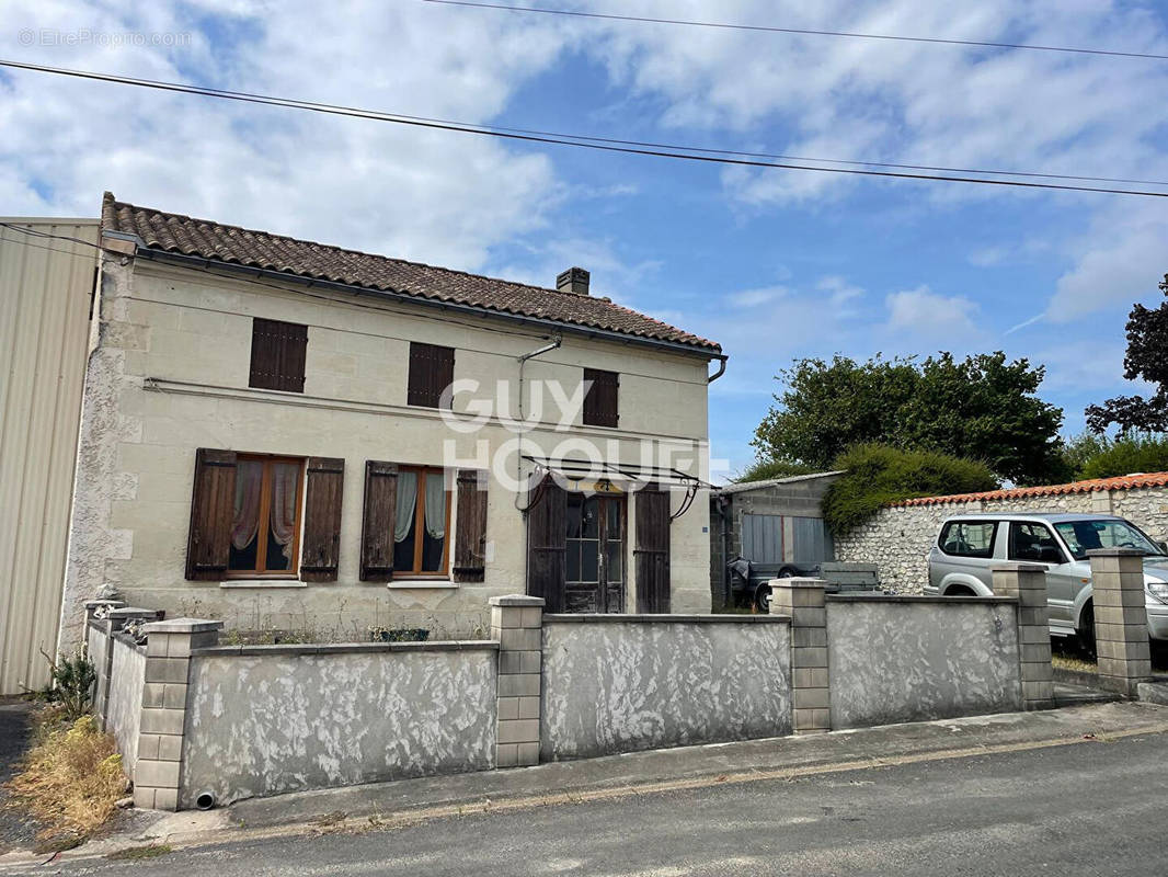 Maison à LORIGNAC