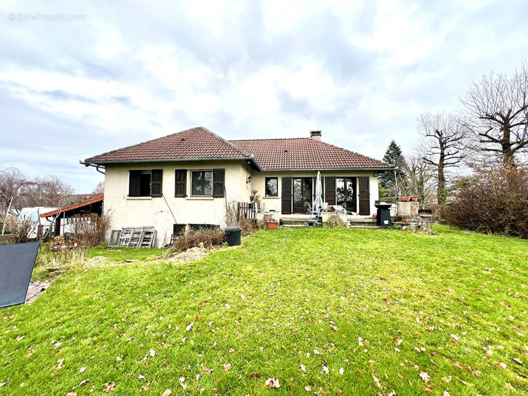 Maison à SAINT-PAUL-DES-LANDES