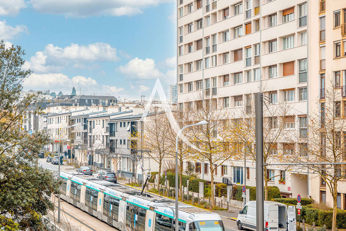 Appartement à CHATILLON