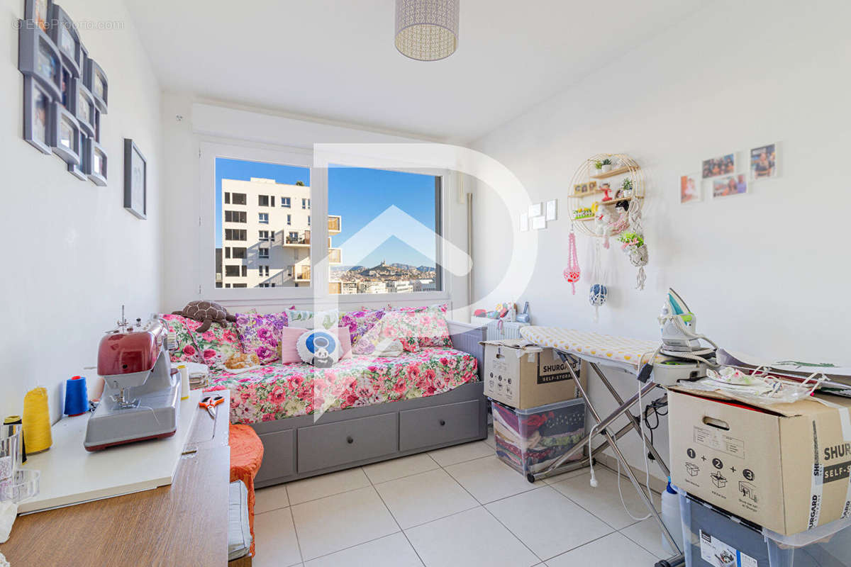 Appartement à MARSEILLE-2E