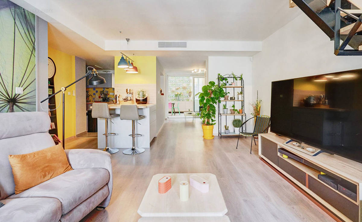 Appartement à MARSEILLE-2E