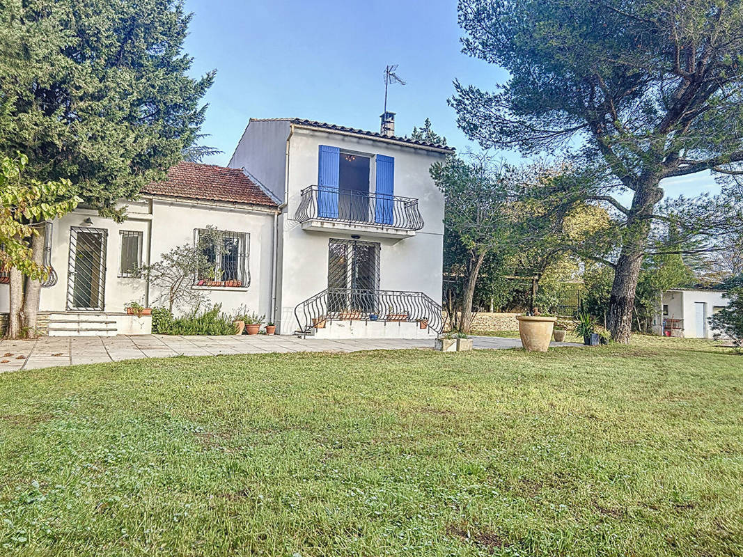 Maison à VILLENEUVE-LES-AVIGNON