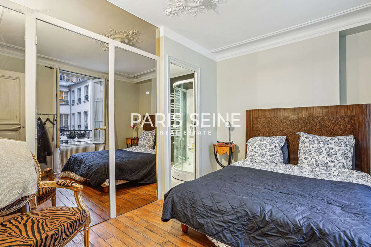 Appartement à PARIS-6E