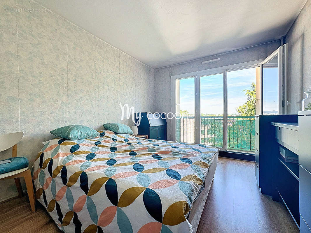 Appartement à LYON-9E