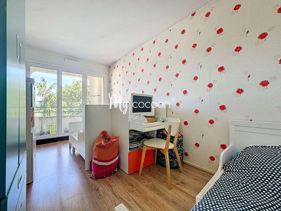 Appartement à LYON-9E